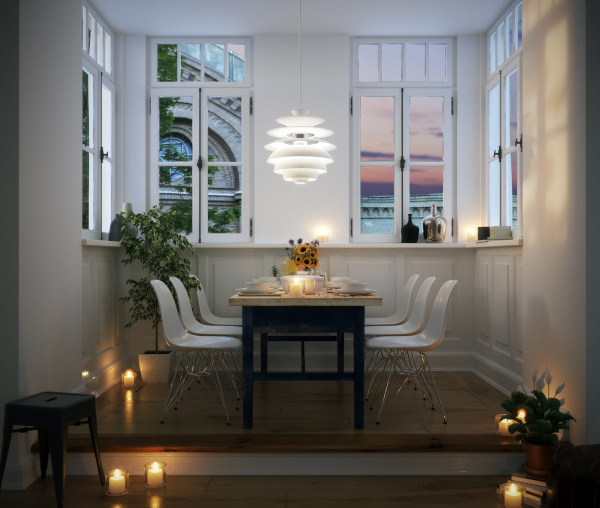 Stilvolles Esszimmer mit Denkmalschutzfenster in Stuttgart